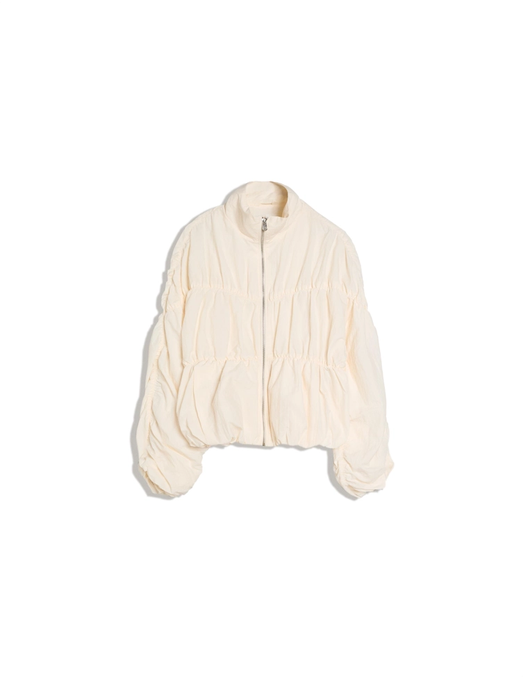 Куртка из высокотехнологичной ткани с драпировкой