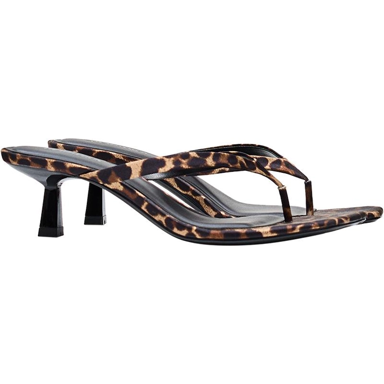 Сандалии на каблуке-стринги