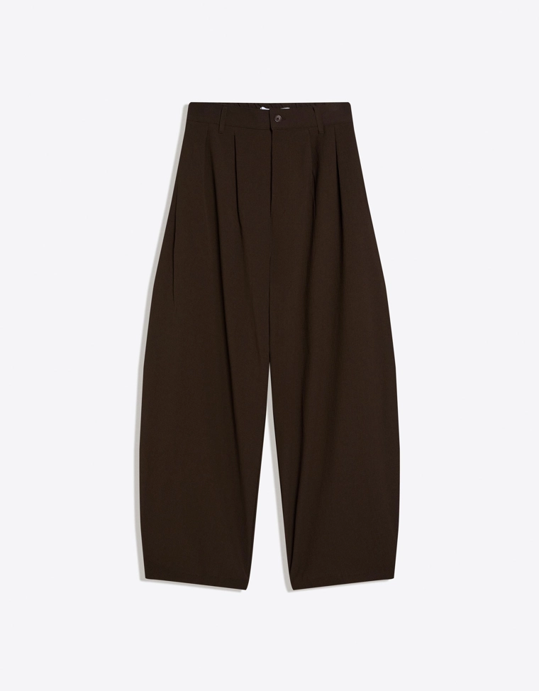 Джоггеры-брюки полусвободного кроя плиссе