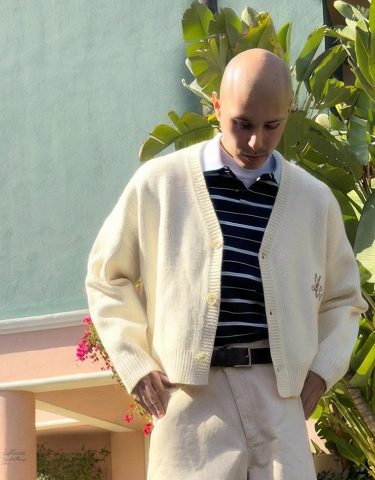 Куртка геометрического кроя с пуговицами и принтом