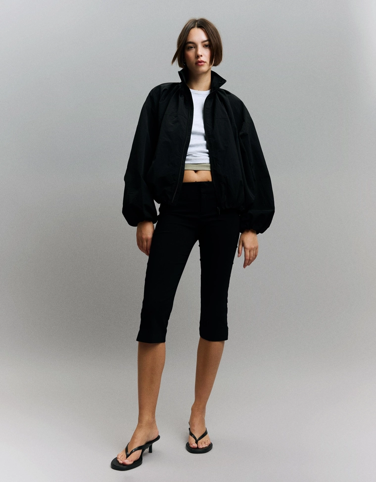 Объемная куртка из высокотехнологичной ткани