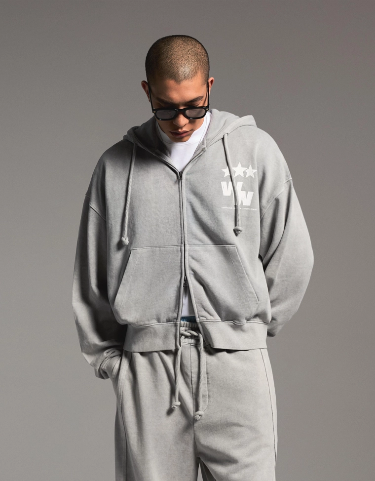 Толстовка геометрического кроя на молнии с принтом