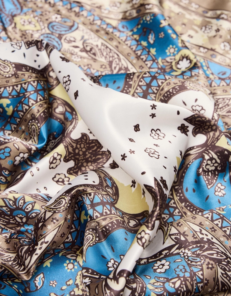 Шелковый платок bershka