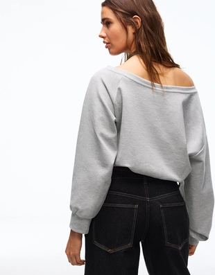 Асимметричный свитер с поясом и принтом- Заказать в России