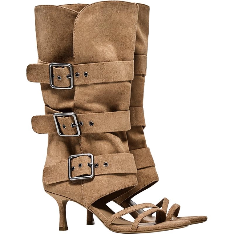 Босоножки на каблуке с широким верхом и пряжками