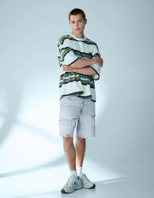 Джинсовые шорты с разрезами- Заказать в России