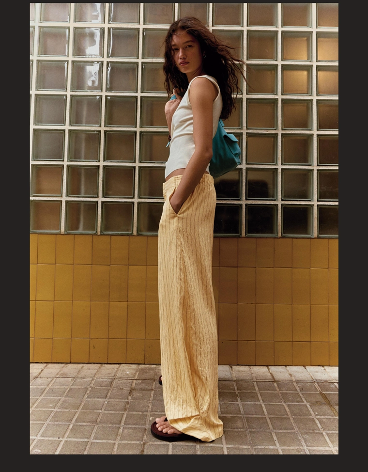 Брюки из струящейся ткани в полоску