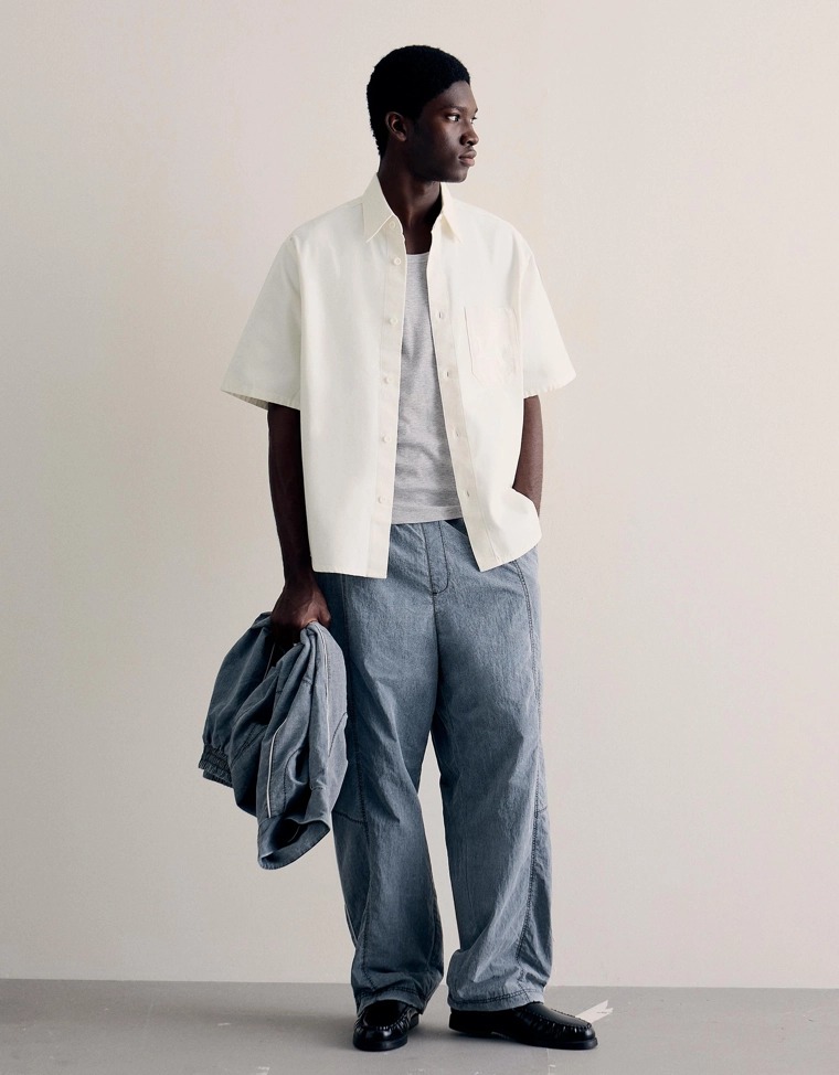 Рубашка геометрического кроя с короткими рукавами и вышивкой