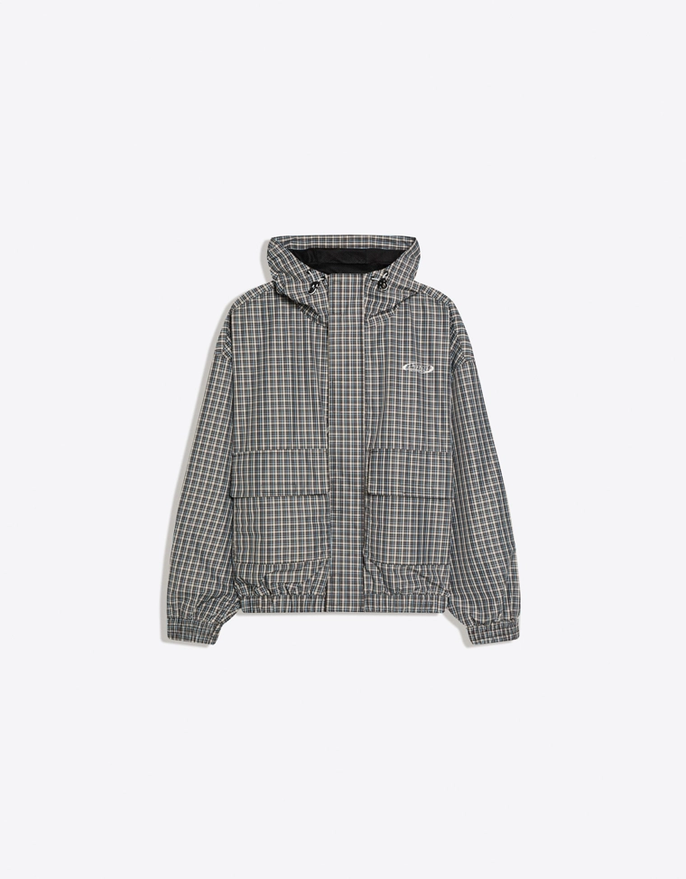 Куртка оверсайз в клетку из высокотехнологичной ткани