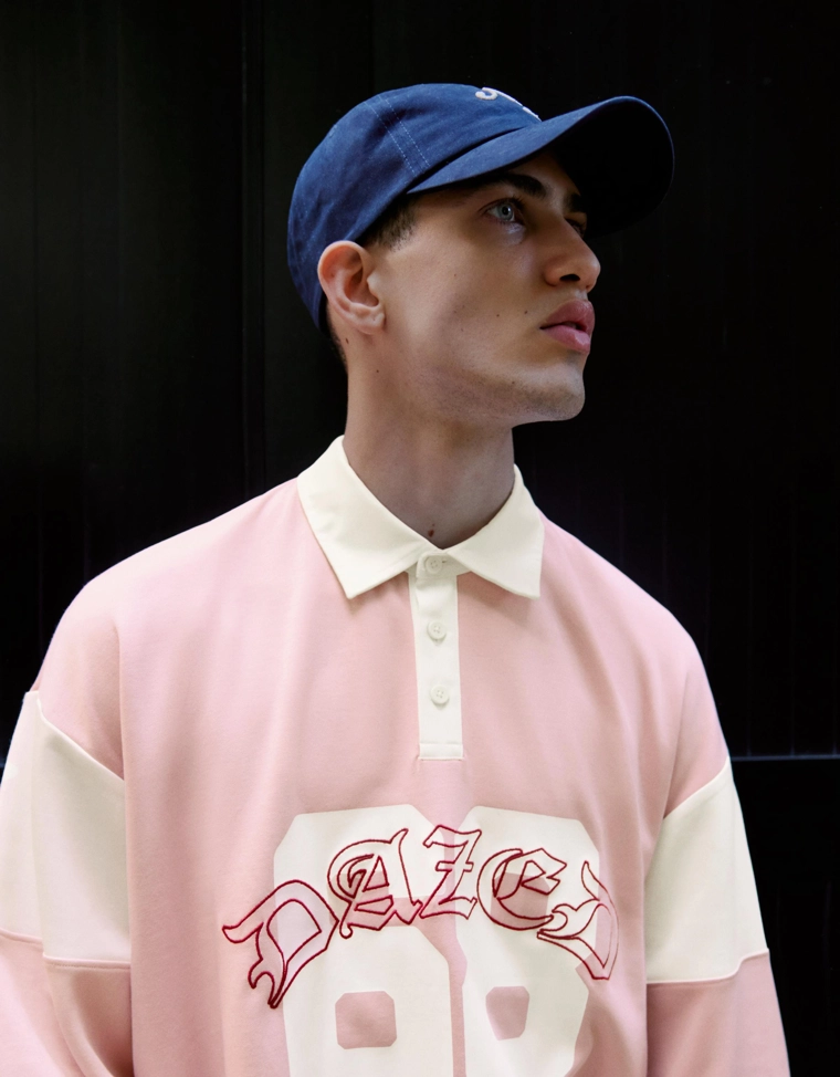 Поло с длинными рукавами и принтом