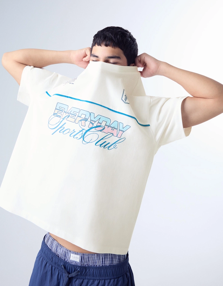 Футболка с короткими рукавами и принтом