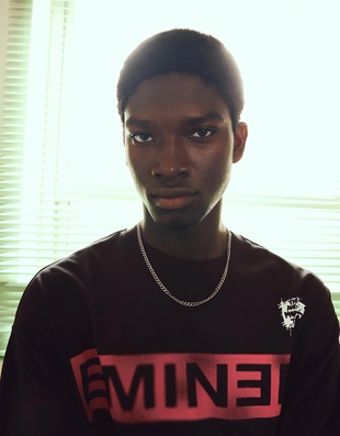 Футболка с длинными рукавами и принтом Eminem- Заказать в России