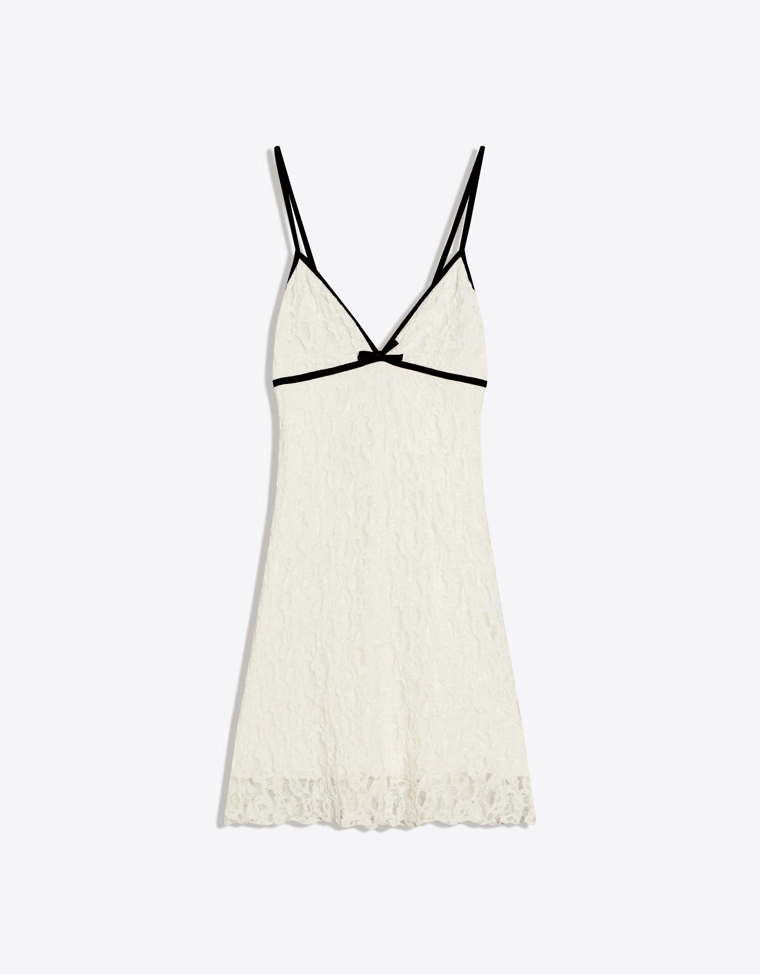 Мини-платье с контрастным кружевом