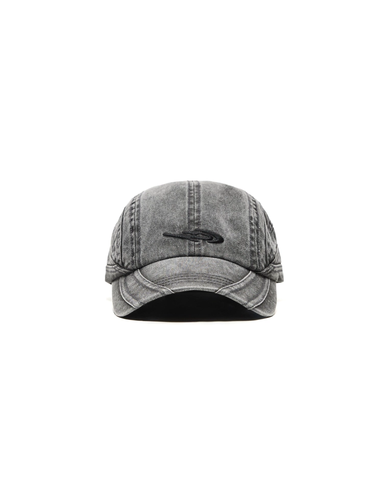 Кепка с вышивкой OUT OF CORE