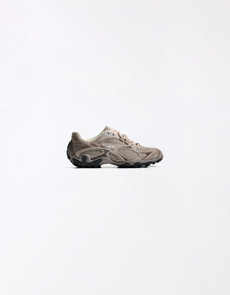 Кроссовки OUT OF CORE