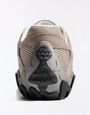 Кроссовки Out Of Core- Заказать в России