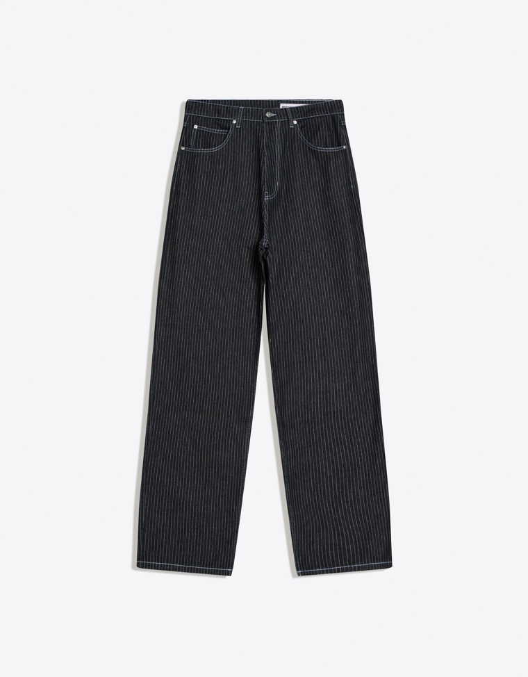 Джинсы-бананы в полоску