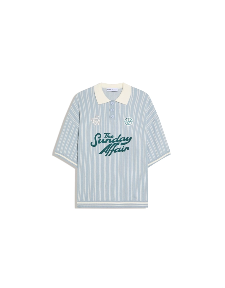 Поло в спортивном стиле с короткими рукавами