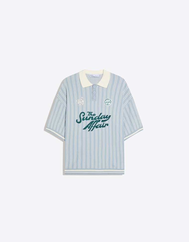 Поло в спортивном стиле с короткими рукавами