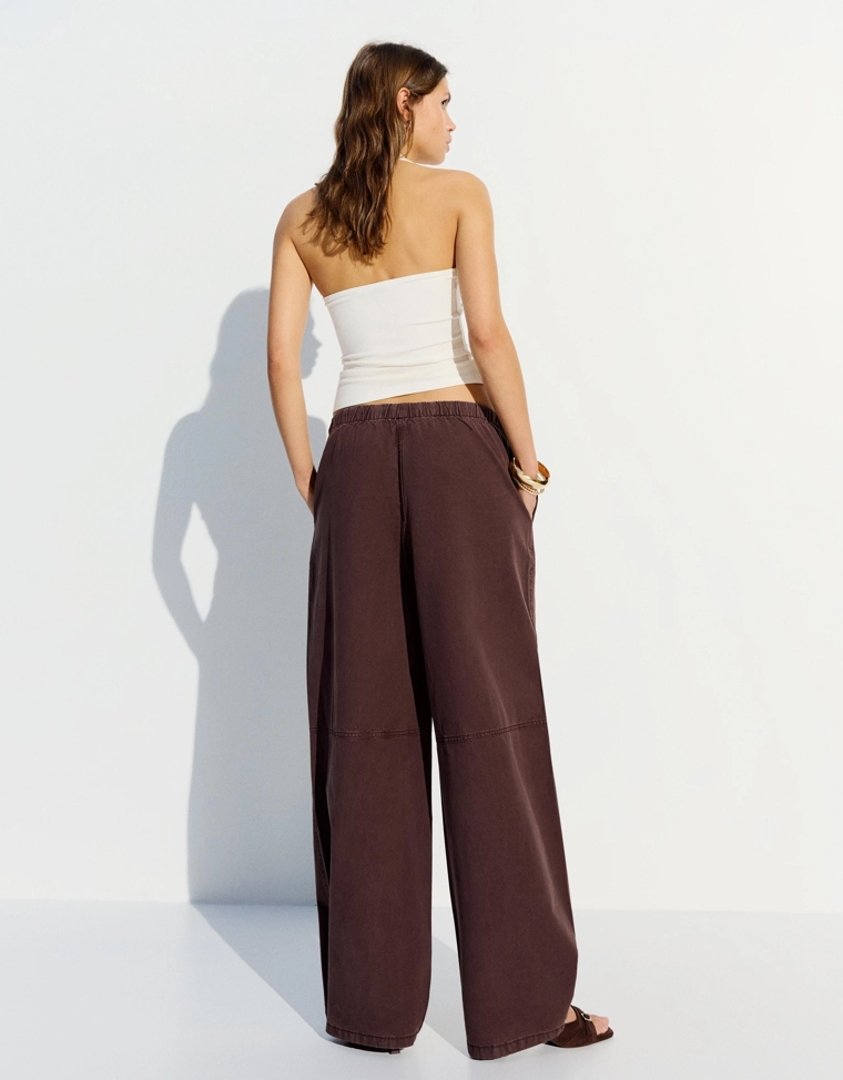 Широкие джинсы бананы с низкой посадкой