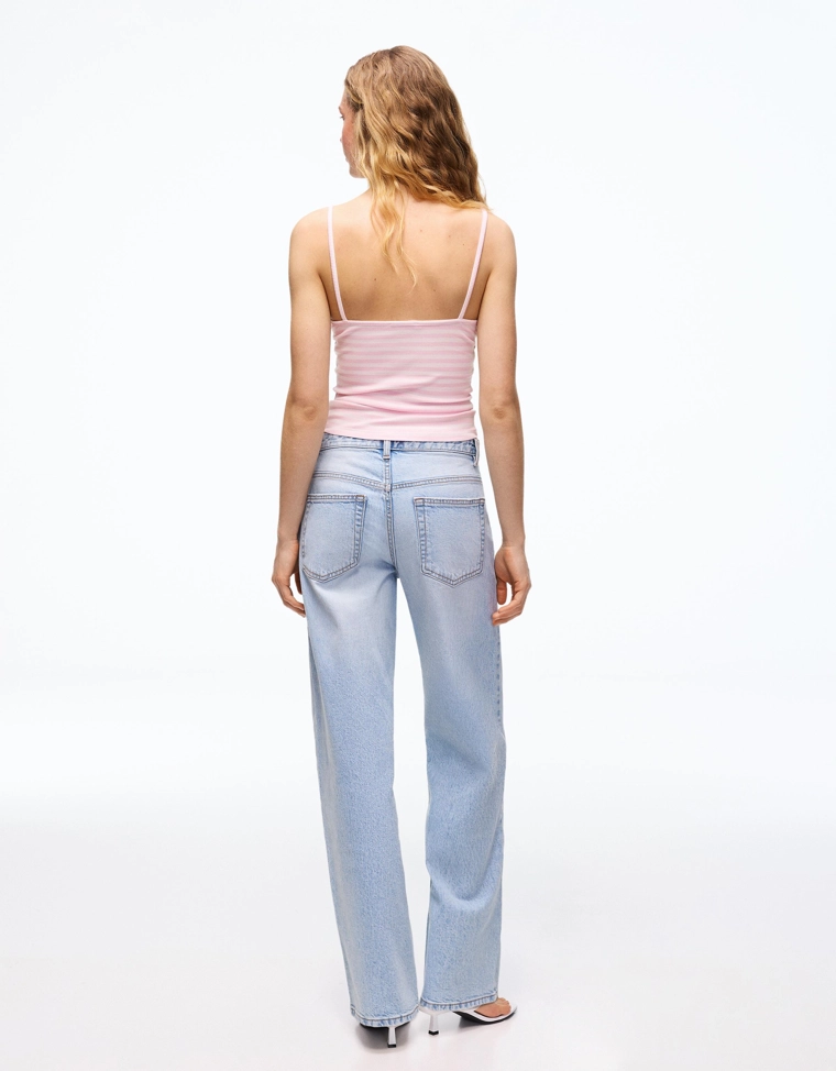 Топ на бретелях со сборками