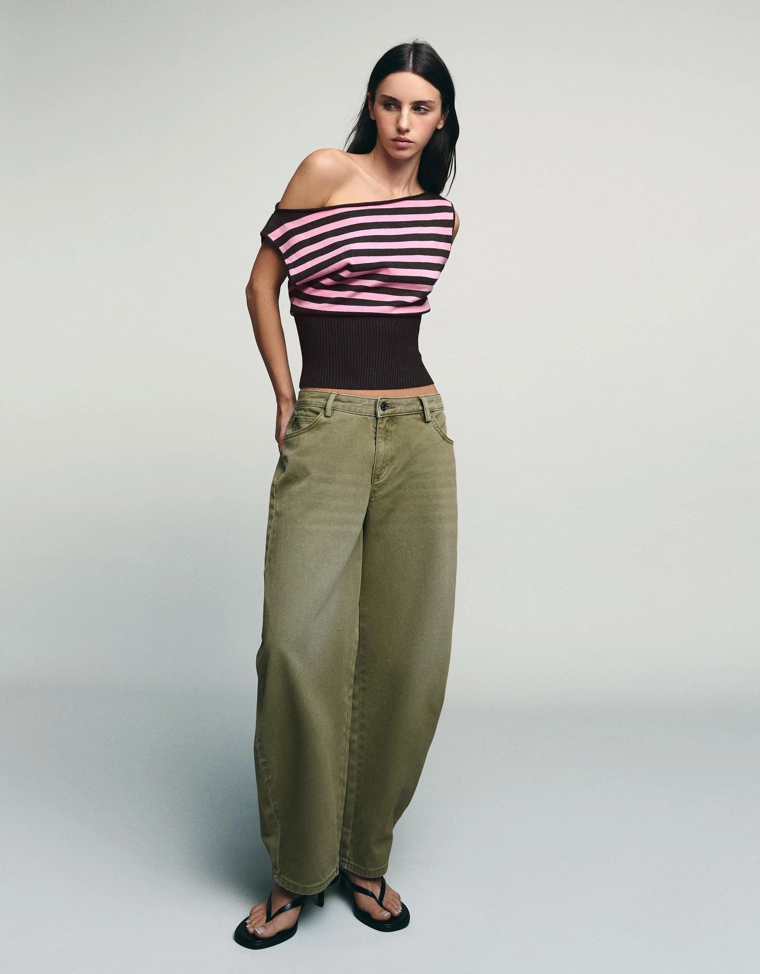 Топ с вырезом «лодочка»