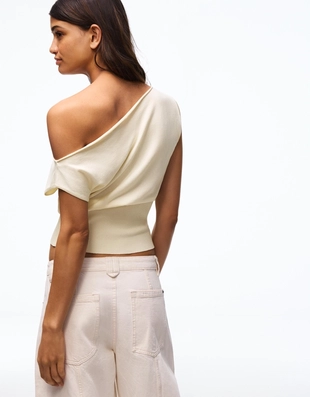 Топ с вырезом «лодочка»- Заказать в России