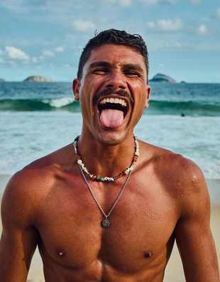 Ожерелье из камня и нержавеющей стали- Заказать в России