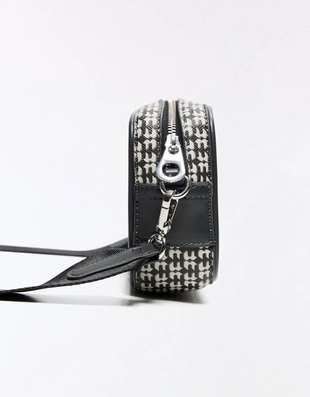 Сумка с монограммой и ремнем через плечо- Заказать в России