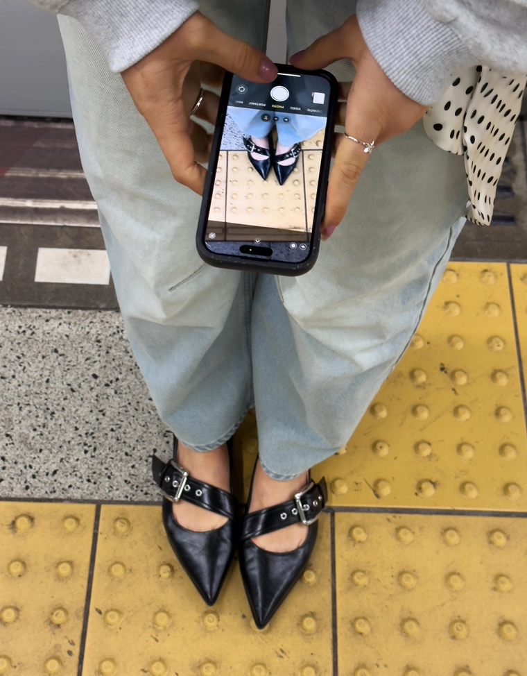 Балетки без задника с пряжкой