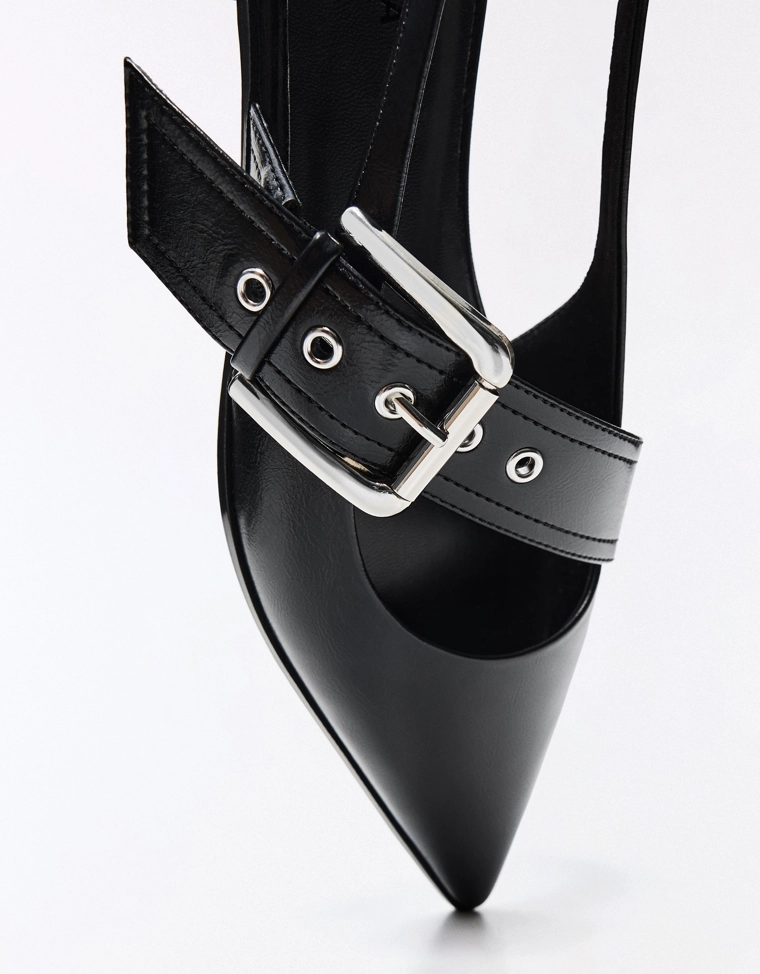 Балетки без задника с пряжкой