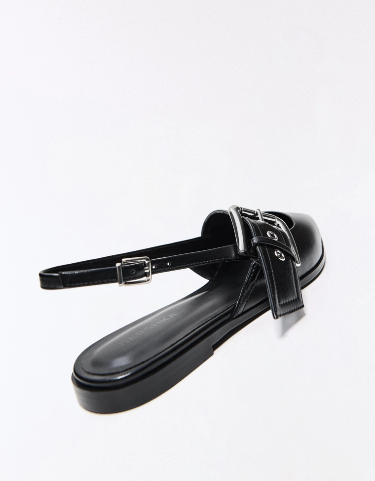 Балетки без задника с пряжкой