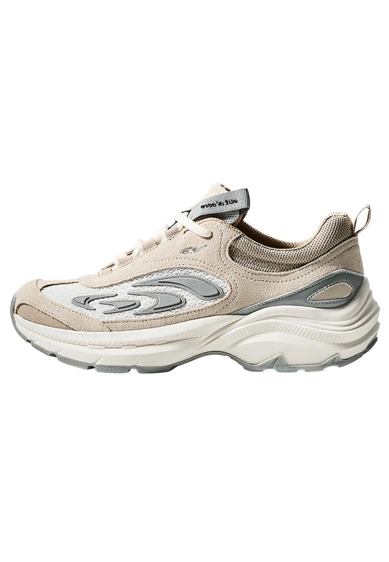 Спортивная обувь OUT OF CORE