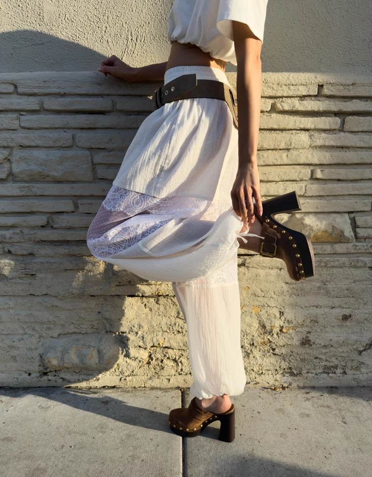 Сабо с пряжкой