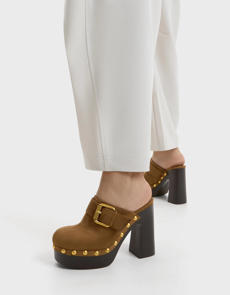 Сабо с пряжкой