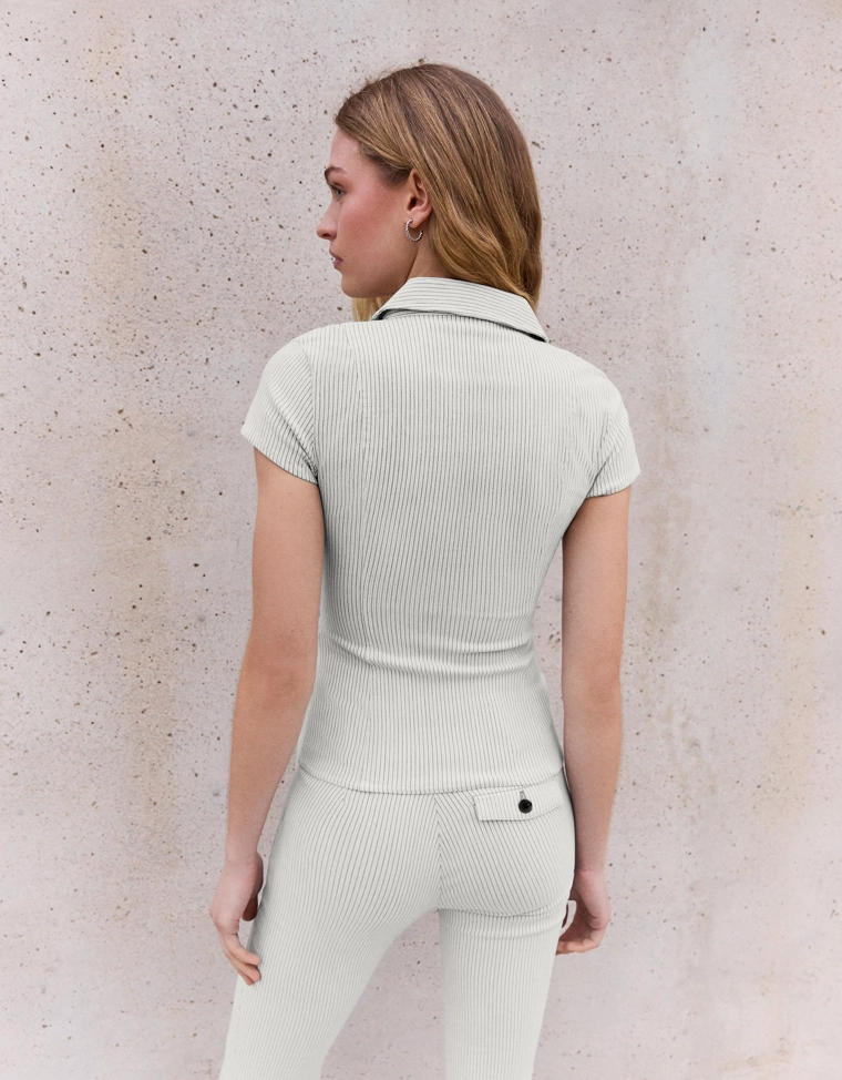 Рубашка с короткими рукавами на молнии