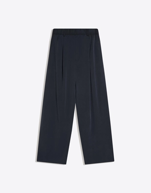 Объемные струящиеся брюки с защипами- Заказать в России