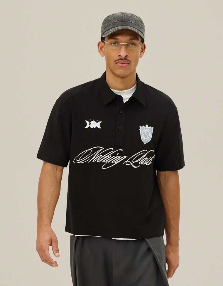 Поло с короткими рукавами и вышивкой