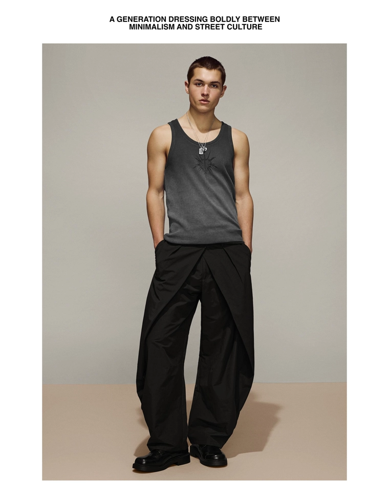 Брюки очень свободного кроя с запахом