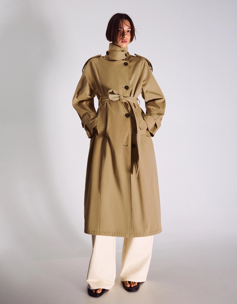 Длинный тренч с ремнем