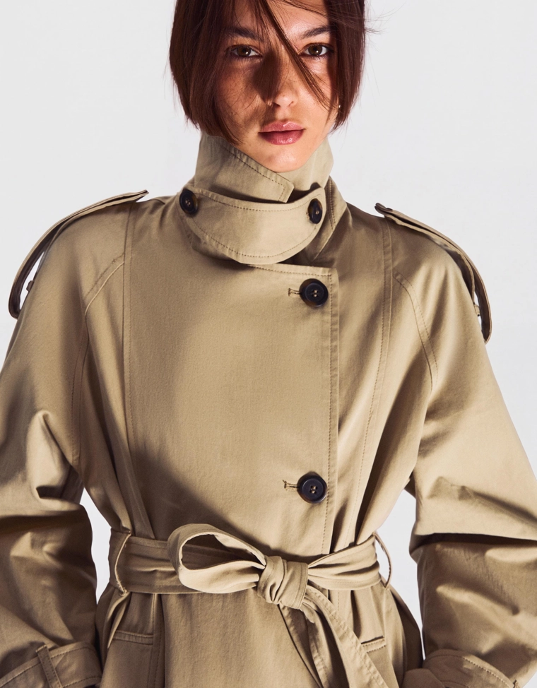 Длинный тренч с ремнем