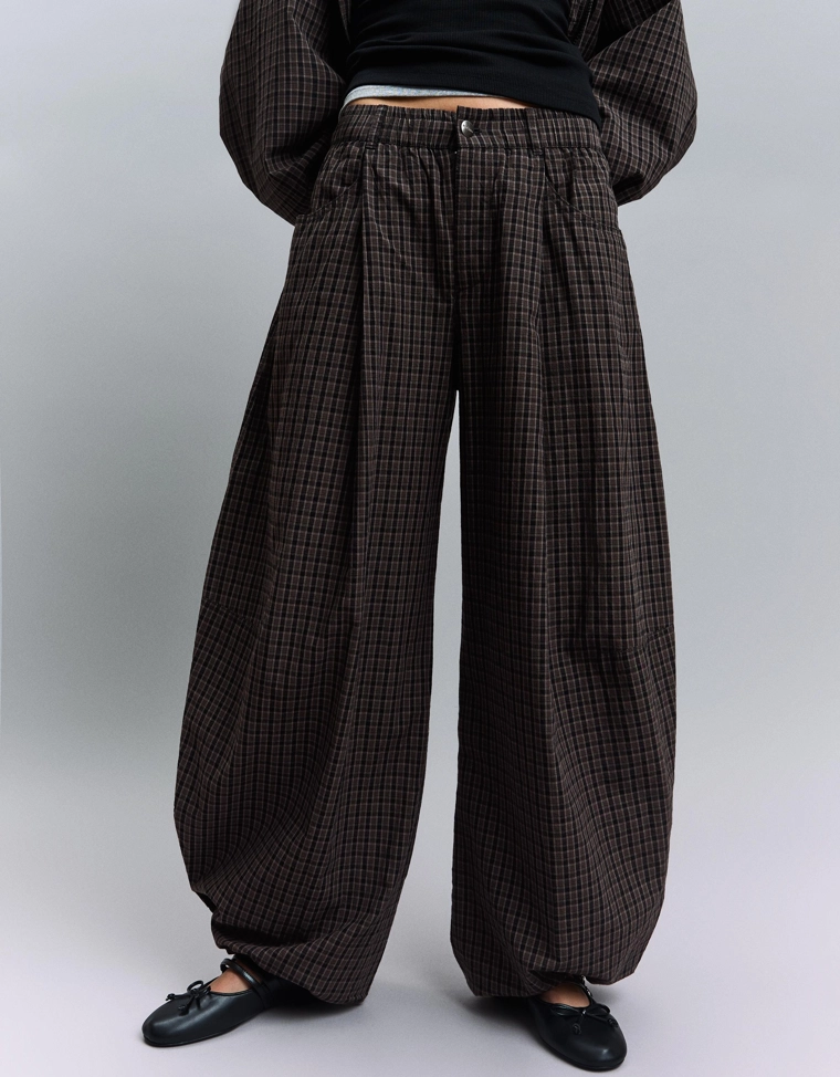 Брюки-парашюты в клетку