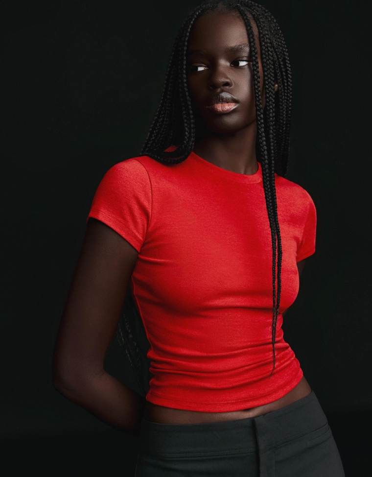 Футболка с короткими рукавами и круглым вырезом