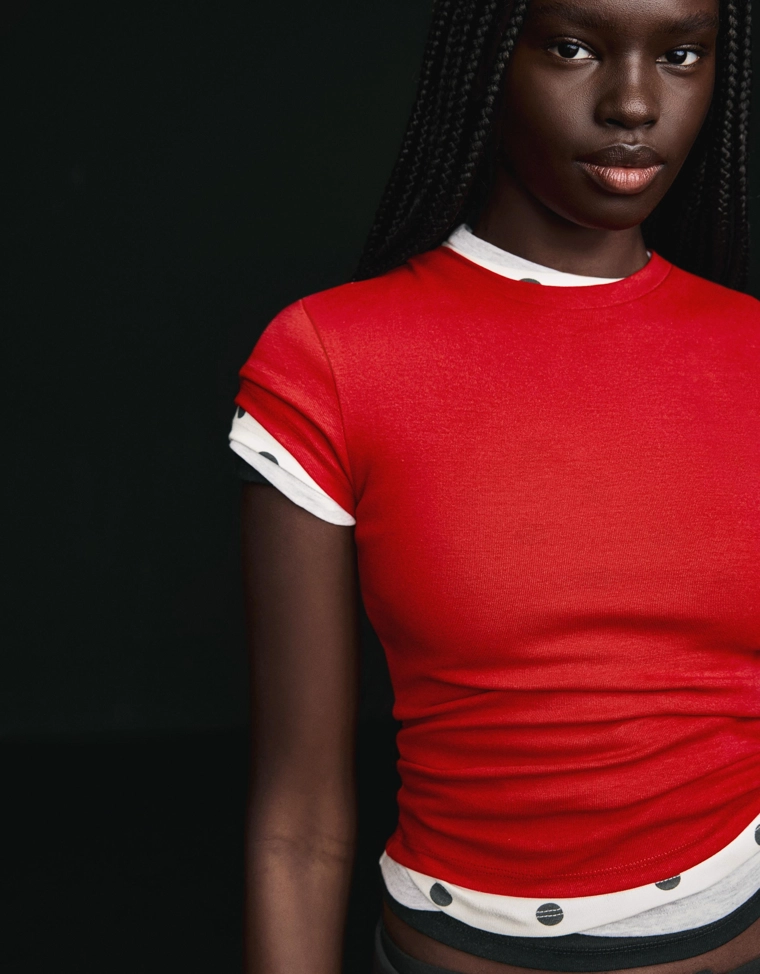 Футболка с короткими рукавами и круглым вырезом