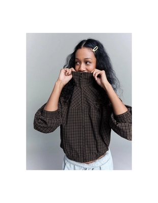 Куртка в клетку с принтом- Заказать в России