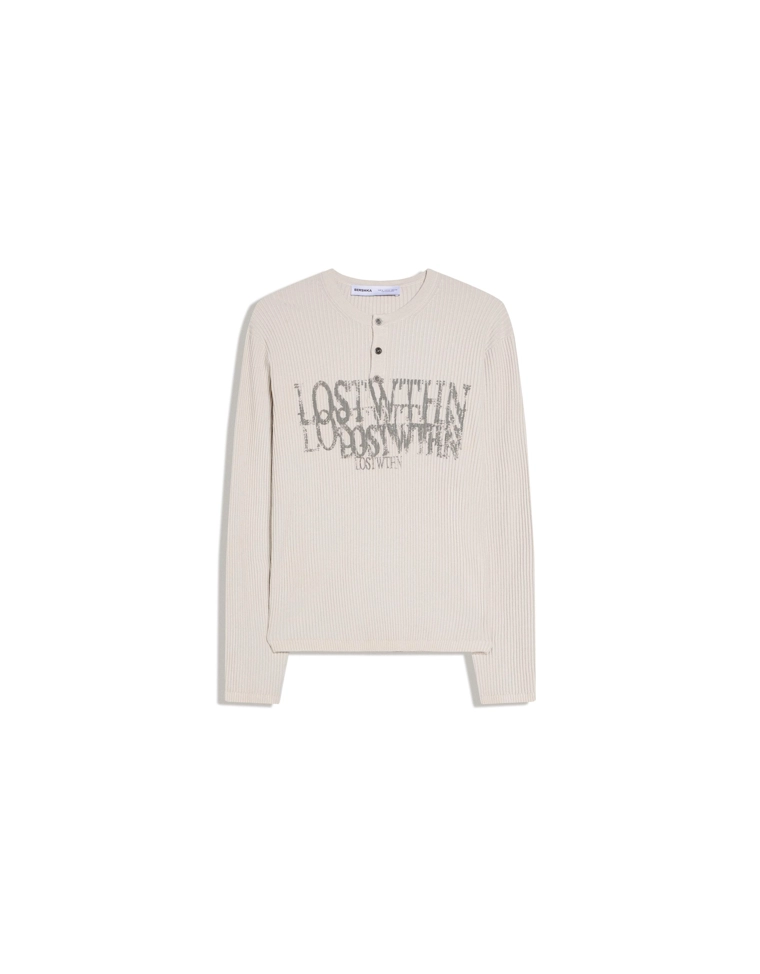 Свитер с воротником на пуговицах и принтом