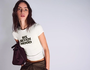 Off white|1673/134 - Bershka Футболка с короткими рукавами и принтом