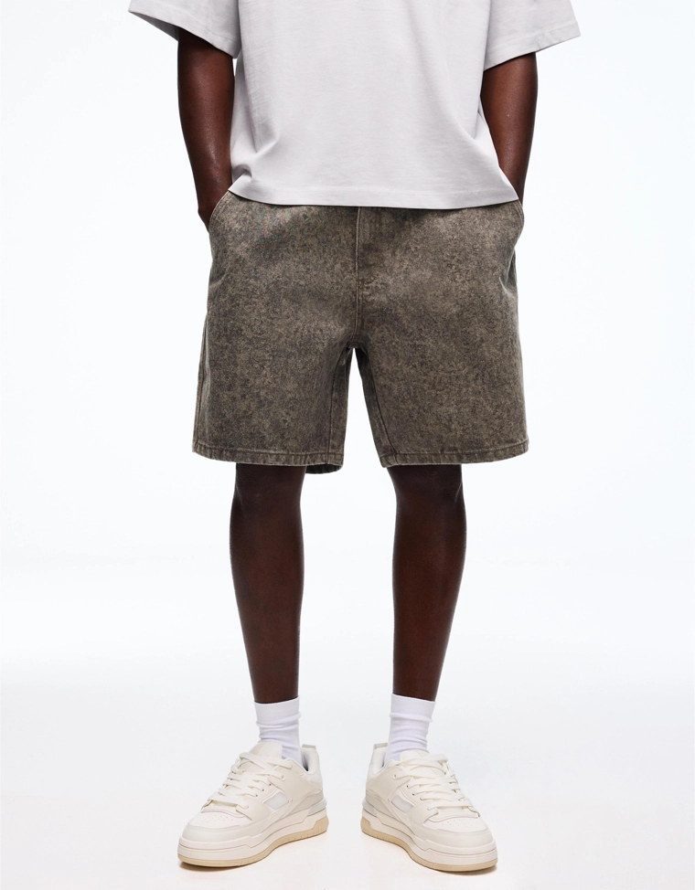 Шорты-бермуды свободного кроя с принтом