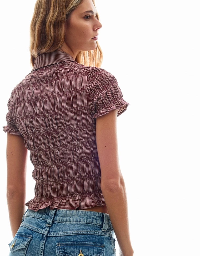 Рубашка с короткими рукавами и сборками