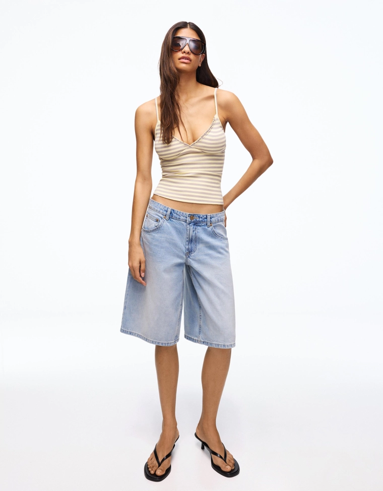 Топ на бретелях со сборками